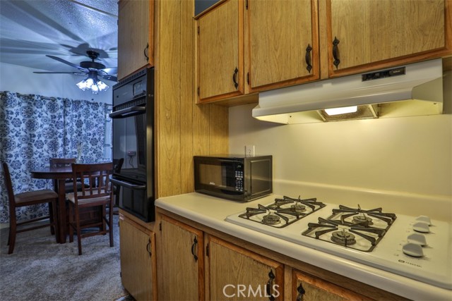 Detail Gallery Image 15 of 50 For 2755 Arrow Hwy #175,  La Verne,  CA 91750 - 2 Beds | 2 Baths