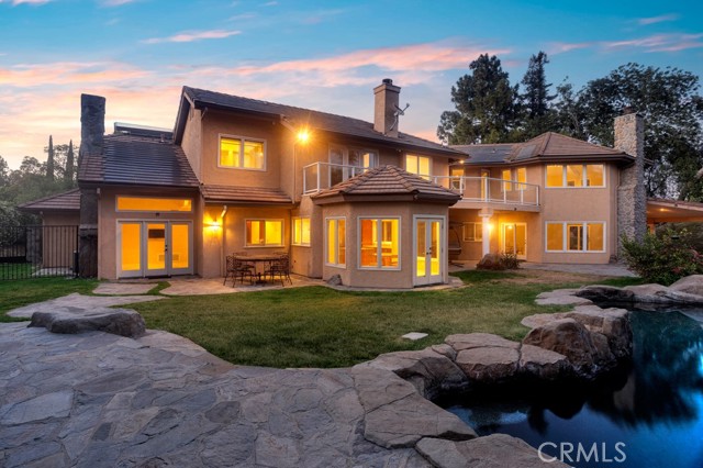 590 Stonebrook Street, Simi Valley CA: https://media.crmls.org/medias/f89082bc-ae62-43c2-887d-6d41add874b3.jpg