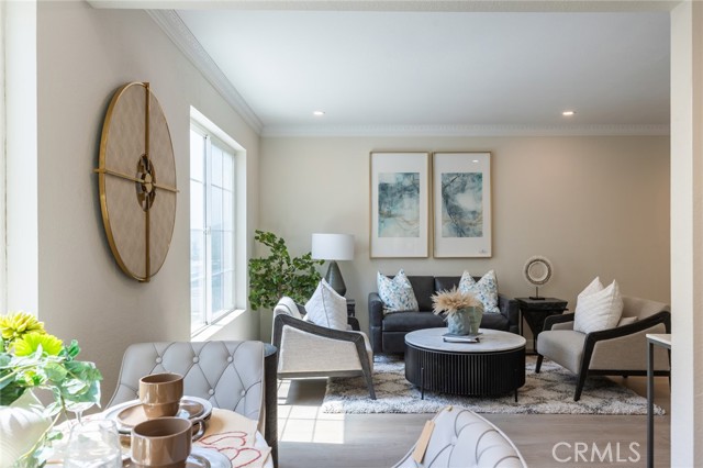 Detail Gallery Image 9 of 33 For 2349 Mira Vista Ave #C,  Montrose,  CA 91020 - 2 Beds | 2/1 Baths