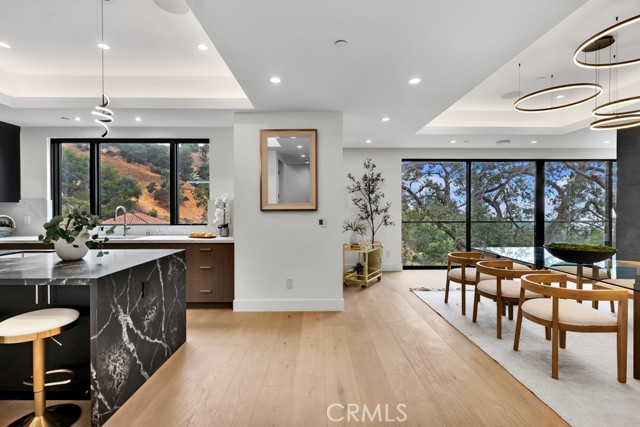 14899 Round Valley, Sherman Oaks CA: https://media.crmls.org/medias/f891ee22-27a4-4171-943e-a0962acabdfb.jpg