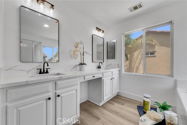 6556 Wells Springs Street, Eastvale CA: https://media.crmls.org/medias/f8923fc5-9fe5-4986-9aef-2146b029a4f9.jpg