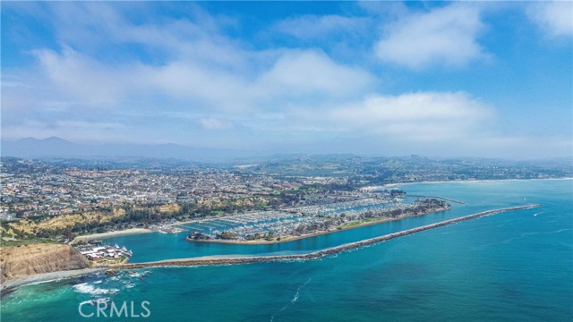 2 Corsica, Laguna Niguel CA: https://media.crmls.org/medias/f8925d1f-cbf0-409d-8f96-aaab2c56b4e0.jpg
