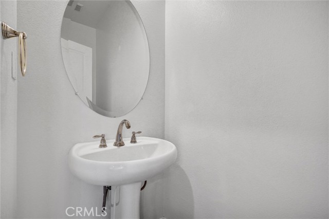 Detail Gallery Image 7 of 29 For 12 via Zamora, San Clemente,  CA 92673 - 4 Beds | 2/1 Baths