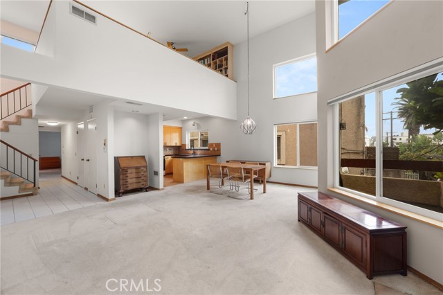 Detail Gallery Image 6 of 30 For 11831 Courtleigh Dr #203,  Los Angeles,  CA 90066 - 2 Beds | 2 Baths