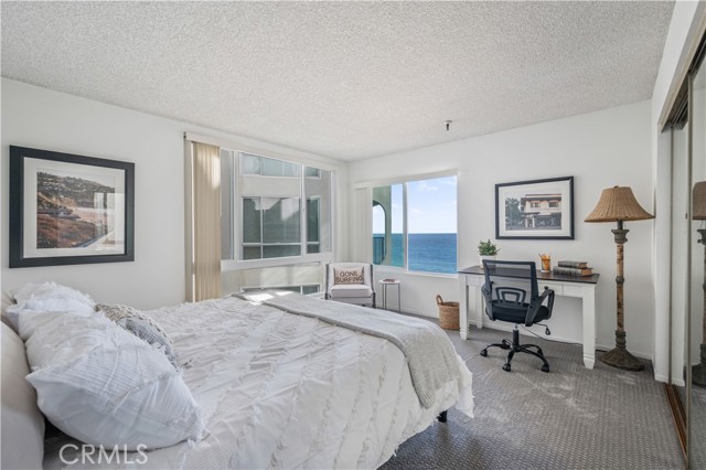 565 Esplanade, Redondo Beach, California 90277, 1 Bedroom Bedrooms, ,1 BathroomBathrooms,Residential,Sold,Esplanade,SB21226629