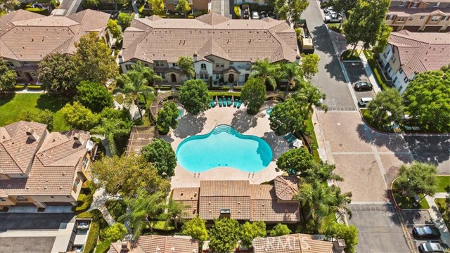 12533 Cipriano Lane, Eastvale CA: https://media.crmls.org/medias/f896a427-8435-47be-8847-f1fc4db10907.jpg