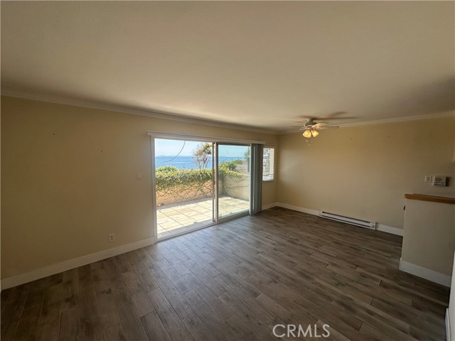 2037 Coast Hwy, Laguna Beach CA: https://media.crmls.org/medias/f896ace7-f591-453a-b3e3-7b55b5359495.jpg