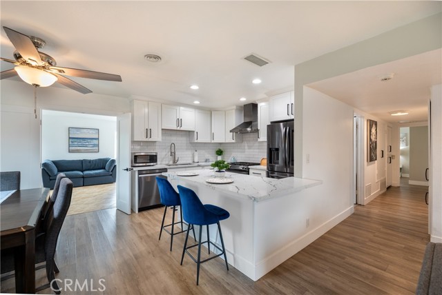 20869 Moonlake Street, Walnut CA: https://media.crmls.org/medias/f896cf6d-5e7d-471c-8305-9b5cf4605f57.jpg