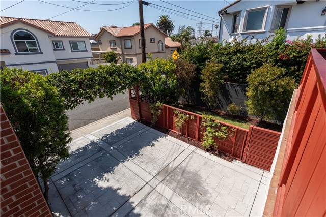 1406 Felton Ln, Redondo Beach, California 90278, 4 Bedrooms Bedrooms, ,Residential,Sold,Felton Ln,SB24152666