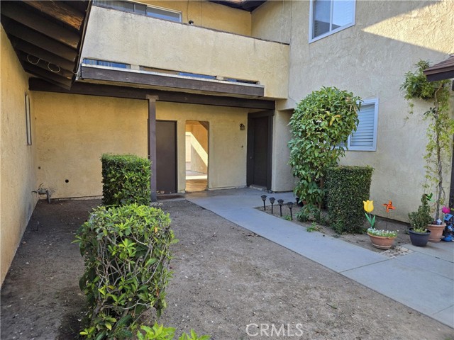 1733 E Natalie Avenue, West Covina CA: https://media.crmls.org/medias/f8985e7d-9697-4ae3-917d-a17e434fbb5b.jpg