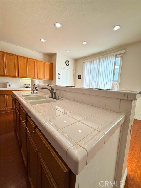 Detail Gallery Image 10 of 34 For 14115 Desert Rose, Hesperia,  CA 92344 - 4 Beds | 3 Baths