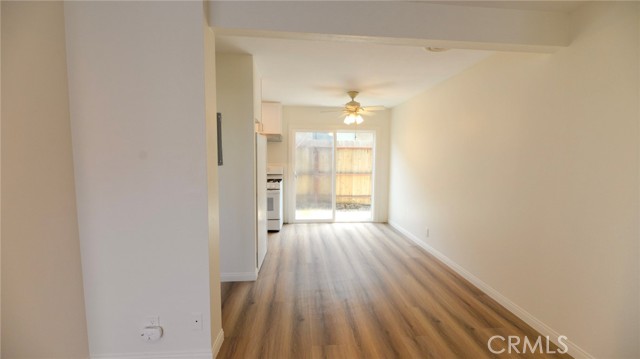Detail Gallery Image 8 of 16 For 218 Avenida Rosa #3,  San Clemente,  CA 92672 - 2 Beds | 1/1 Baths