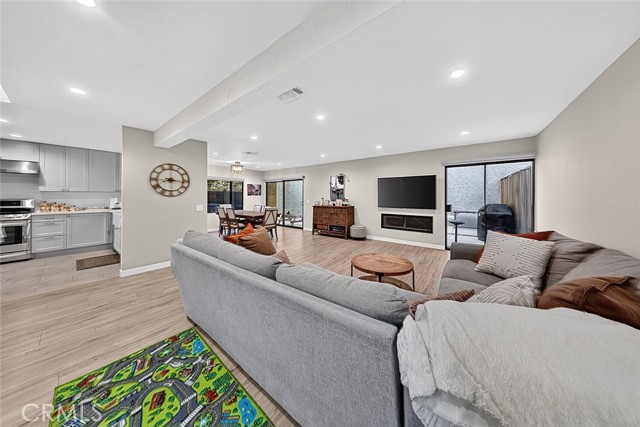 56 Glenflow Court photo 8