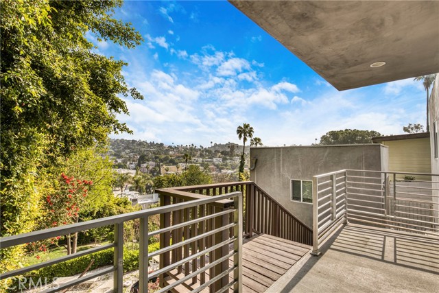 Detail Gallery Image 27 of 41 For 3439 Winslow, Los Angeles,  CA 90026 - 4 Beds | 3 Baths