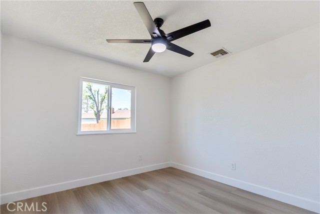 Detail Gallery Image 9 of 27 For 428 W Grove St, Rialto,  CA 92376 - 3 Beds | 2 Baths