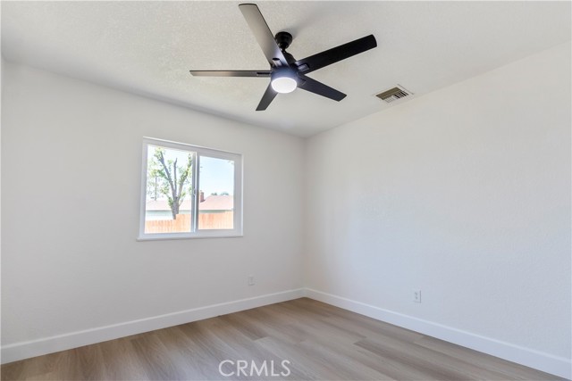 Detail Gallery Image 9 of 27 For 428 W Grove St, Rialto,  CA 92376 - 3 Beds | 2 Baths