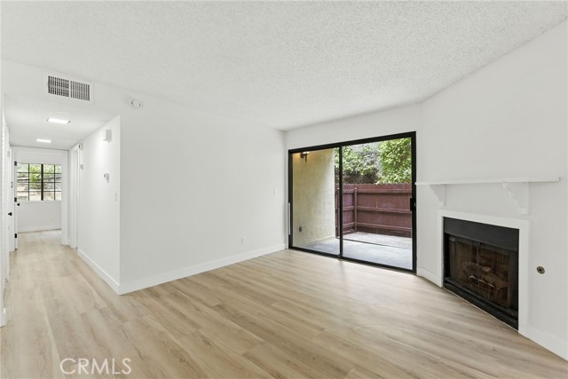 Detail Gallery Image 4 of 19 For 803 Tamayo Dr #1,  Chula Vista,  CA 91910 - 2 Beds | 2 Baths