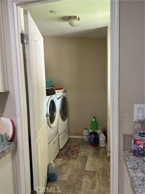 Detail Gallery Image 10 of 12 For 23625 State Highway 74, Perris,  CA 92570 - 4 Beds | 2 Baths