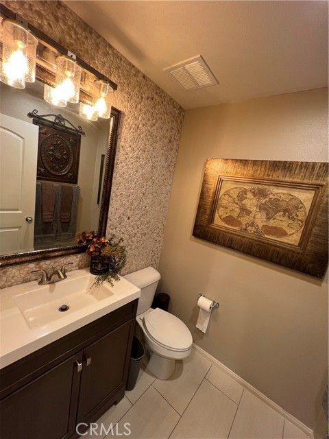 Detail Gallery Image 9 of 26 For 8026 Cresta Bella Rd, Rancho Cucamonga,  CA 91730 - 2 Beds | 2/1 Baths