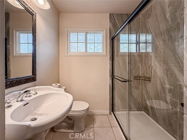 Detail Gallery Image 14 of 33 For 22180 Chase St, West Hills,  CA 91304 - 3 Beds | 2 Baths
