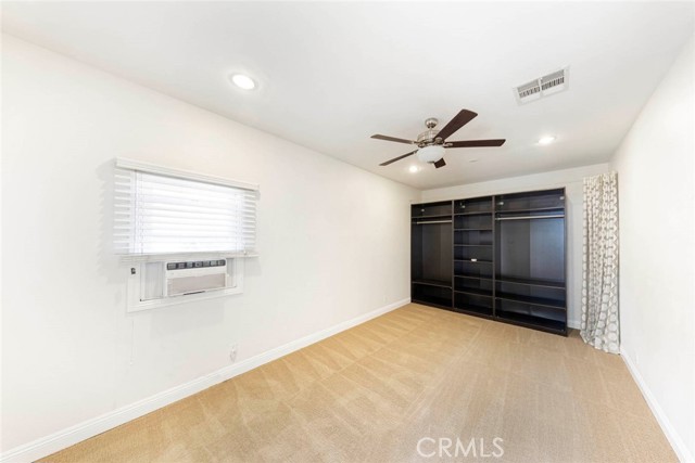 Detail Gallery Image 20 of 25 For 206 S Center St, Orange,  CA 92866 - 4 Beds | 3/1 Baths