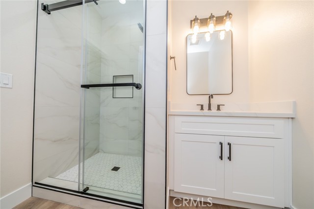 Detail Gallery Image 19 of 44 For 11186 Vernon Ave a,  Chino,  CA 91710 - 5 Beds | 3 Baths