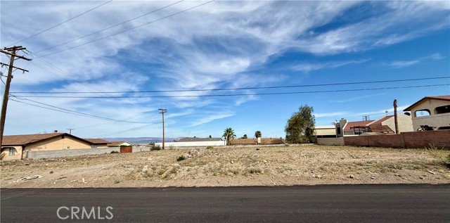 Detail Gallery Image 2 of 3 For 0 Parkway, Needles,  CA 92363 - – Beds | – Baths