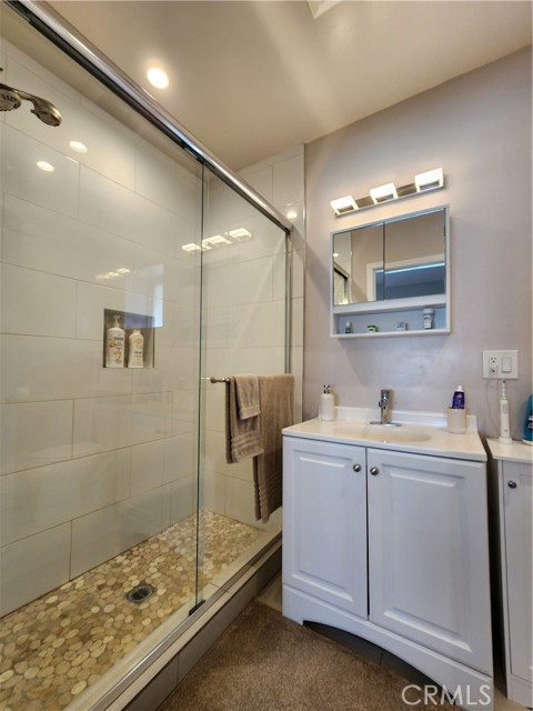 Detail Gallery Image 11 of 30 For 1332 Winchester Ave a,  Glendale,  CA 91201 - 1 Beds | 1 Baths