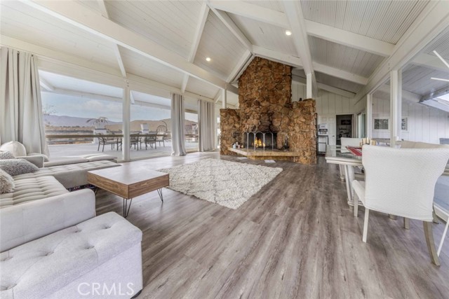 Detail Gallery Image 11 of 63 For 16822 Glenfall Ave, Palmdale,  CA 93591 - 4 Beds | 2 Baths