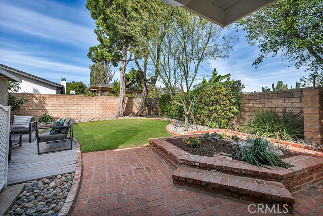 Detail Gallery Image 20 of 22 For 12926 Barto, Granada Hills,  CA 91344 - 3 Beds | 2 Baths