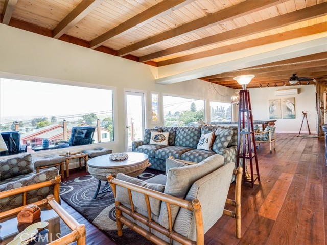 Detail Gallery Image 8 of 75 For 430 Olive St, Morro Bay,  CA 93442 - 3 Beds | 4 Baths