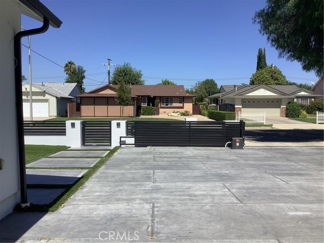 Extra Wide Driveway