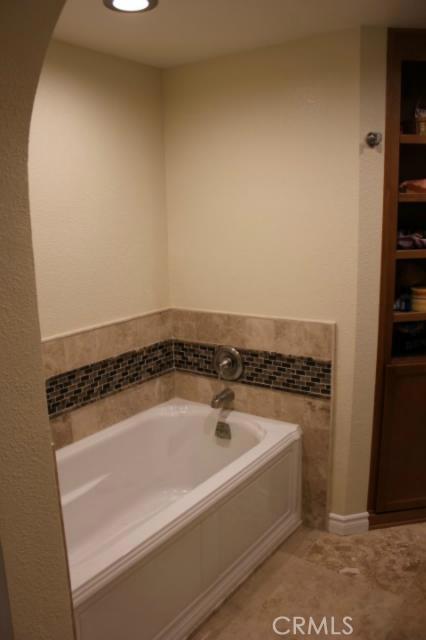 140 The Village, Redondo Beach, California 90277, 1 Bedroom Bedrooms, ,1 BathroomBathrooms,Residential,Sold,The Village,SB14184276