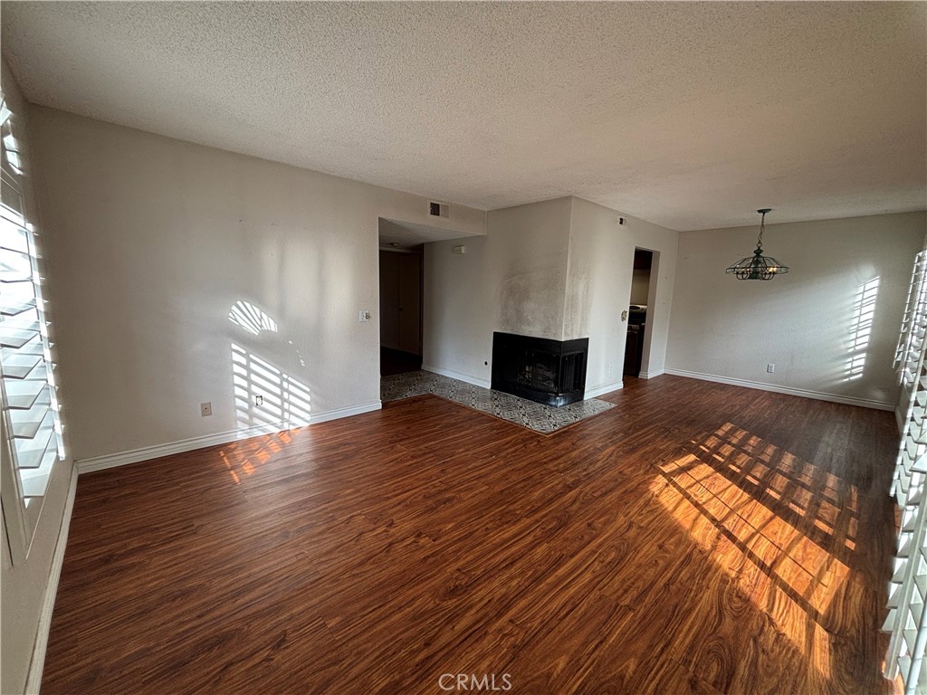 MLS #IV25182060 image #12