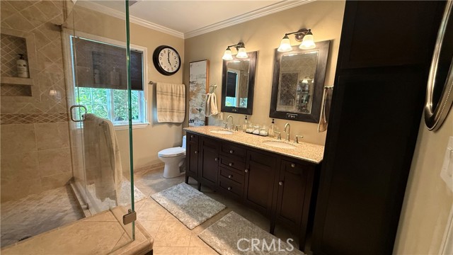 917 W Alberta Street, Anaheim CA: https://media.crmls.org/medias/f8a23e41-056a-4a45-b149-5c7e7bb00cdb.jpg