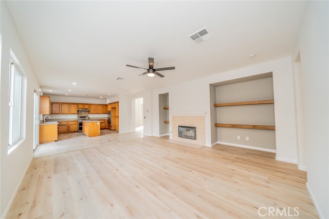 Detail Gallery Image 10 of 47 For 26538 Pegasus Way, Moreno Valley,  CA 92555 - 4 Beds | 3 Baths