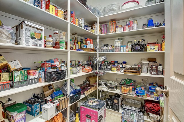 13033 Ridge Route Road, Riverside CA: https://media.crmls.org/medias/f8a261e4-7d5e-47ed-a82c-a939b79b9a6c.jpg