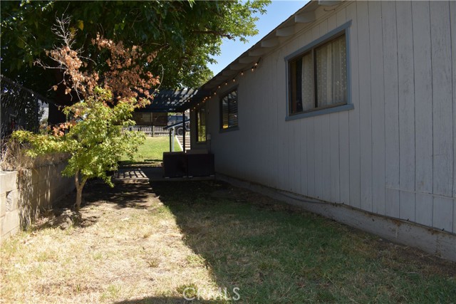 Detail Gallery Image 9 of 27 For 3695 Stauss Ave, Oroville,  CA 95966 - 3 Beds | 2 Baths