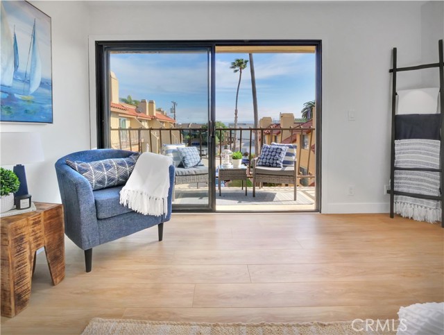 839 6th Street, Hermosa Beach, California 90254, 2 Bedrooms Bedrooms, ,2 BathroomsBathrooms,Residential,Sold,6th,SB22052797