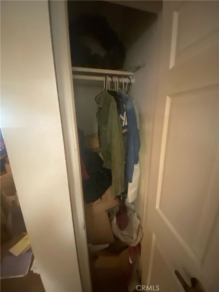 https://media.crmls.org/medias/f8a4c862-0455-4331-b12c-9e0669dad103.jpg?preset=X-Large