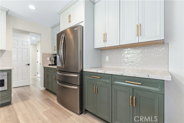 Detail Gallery Image 17 of 66 For 5530 El Pharo, Paso Robles,  CA 93446 - 5 Beds | 2/1 Baths