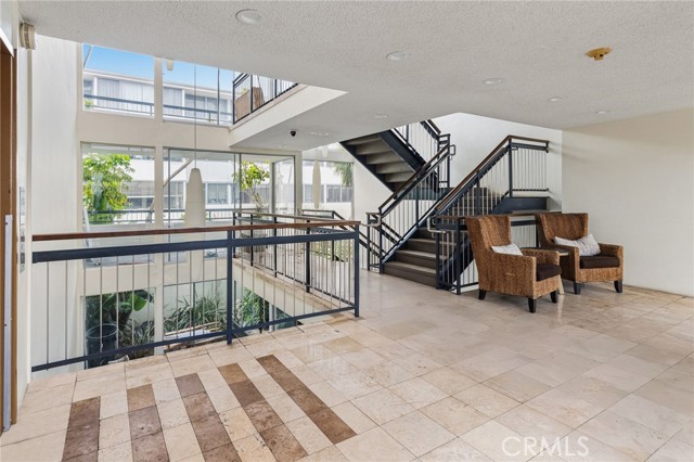 Detail Gallery Image 21 of 22 For 8701 Delgany, Playa Del Rey,  CA 90293 - 2 Beds | 2 Baths