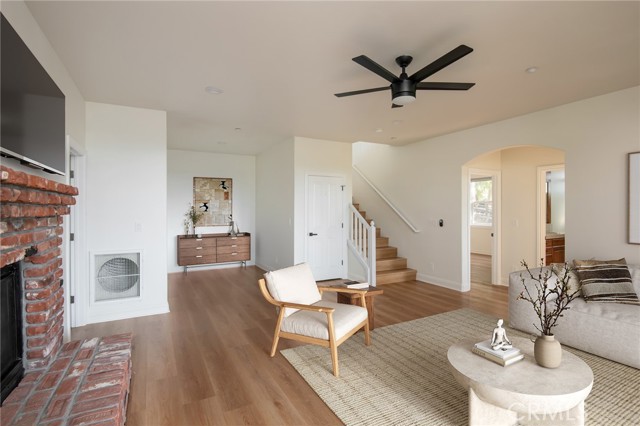 Detail Gallery Image 13 of 30 For 1477 Sequoia Dr, Lake Arrowhead,  CA 92352 - 4 Beds | 2/1 Baths