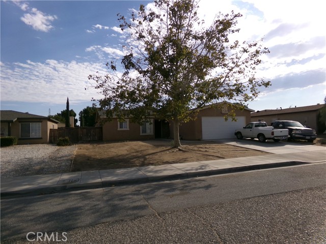 Detail Gallery Image 1 of 1 For 10585 Joshua St, Adelanto,  CA 92301 - 3 Beds | 2 Baths