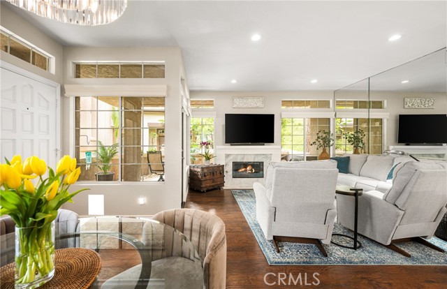 61 Montara Drive, Aliso Viejo CA: https://media.crmls.org/medias/f8a70c2c-5fe6-496a-a84a-d0d4a87b5019.jpg