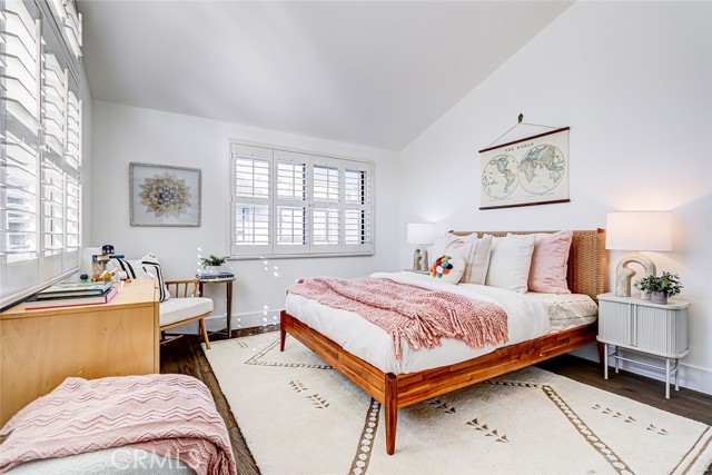 101 Broadway, Redondo Beach, California 90277, 3 Bedrooms Bedrooms, ,2 BathroomsBathrooms,Residential,For Sale,Broadway,SB25056727