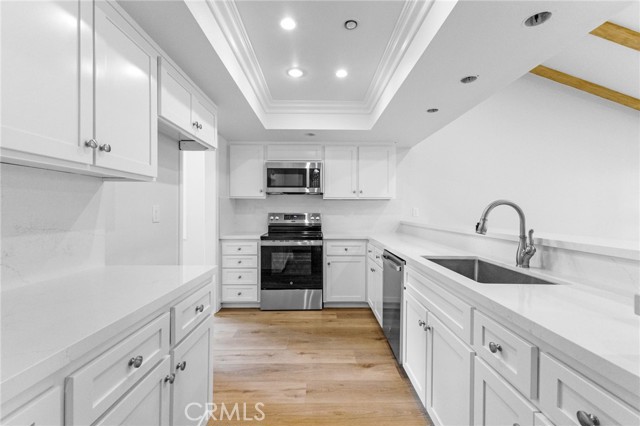10281 Kings Street, Los Alamitos CA: https://media.crmls.org/medias/f8a76808-fc47-4991-a432-27d60c4dd4a7.jpg