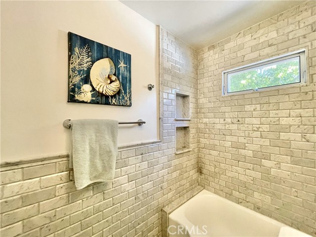 Detail Gallery Image 20 of 30 For 1761 Brook Ln, Glendale,  CA 91208 - 2 Beds | 1 Baths