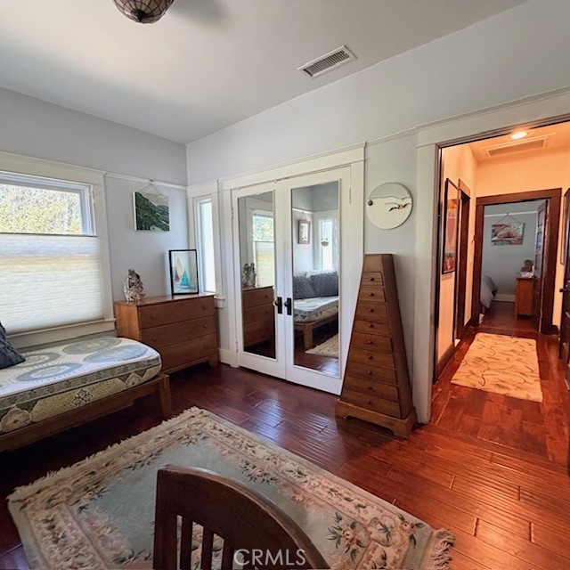 Detail Gallery Image 10 of 28 For 100 S Prospect, Redondo Beach,  CA 90277 - 3 Beds | 2 Baths