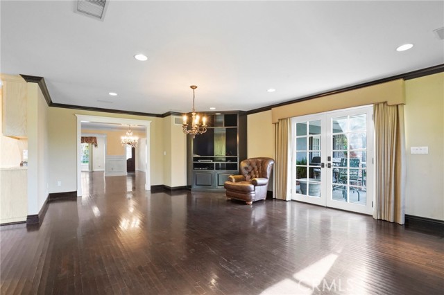 Detail Gallery Image 12 of 49 For 12281 Woodley Ave, Granada Hills,  CA 91344 - 3 Beds | 2 Baths